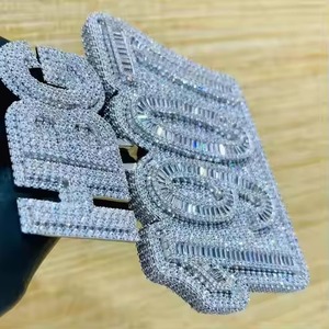 Número personalizado Fecha Baguette Moissanite Hip Hop Custom Bail Colgante Joyería Pass Tester Chapado en oro VVS Hecho a mano - Product Image 3