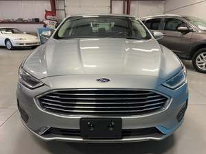 Ford Fusion 2020 Seminuevo en Excelente Estado, Interior Claro con Asientos de Piel, Motor Turbo, Llantas R18, Tracción Delantera - Product Image 5