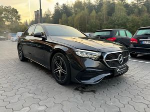 2024 Mercedes-Benz E200 Dark Leather FWD พร้อมยาง R17ขนาดพวงมาลัยซ้าย - Product Image 2