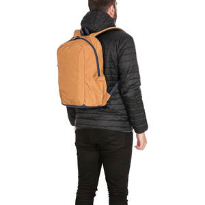 Mochila duradera con costuras reforzadas y diseño de múltiples bolsillos - Product Image 6