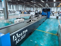 Machine de découpe laser à fibre CNC de 8 m pour tubes métalliques, acier, acier inoxydable, découpe de tubes en acier au carbone 6 kW