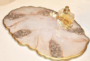 Plateau décoratif en résine avec sous-verres, modèle personnalisé, ensemble artisanal à bas prix pour les fêtes et les festivals, design poli - Product Image 6