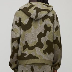 Logo tricoté personnalisé en gros à la mode pour hommes survêtement Streetwear survêtements très exigeants pour l'hiver ensembles personnalisés respirants - Product Image 4