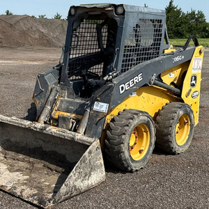 Cargadora Compacta de Ruedas John Deere 316GR Usada en Venta, Comparar con Otras Minicargadoras Compactas para Construcción y Agricultura - Product Image 1