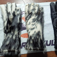 Mitaines de cyclisme personnalisées en cuir de vachette noir avec fourrure de lapin, écran tactile thermique, gants chauds pour femmes et filles, sports de plein air