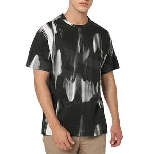 T-shirt pour homme en coton/fibre de bambou respirant, manches courtes, fabrication directe d'usine, personnalisable, de haute qualité, fabriqué au Pakistan - Product Image 1