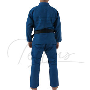 Ventes chaudes de tenues de karaté à manches longues, logo personnalisé, couleur respirante, tissu 300g en provenance du Pakistan - Product Image 1