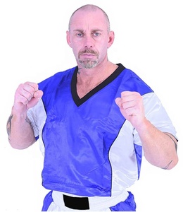 Nouvel Arrivage 2026 – Ensemble de Sparring de Boxe 2 Pièces – Vente en Gros – Uniforme Respirant, Extensible, Léger, Durable – Couleurs Entièrement Personnalisables - Product Image 4