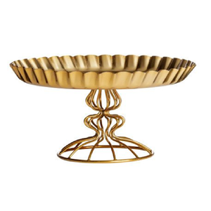 Soporte de postres dorado de tres niveles, borde festoneado, torre de cupcakes, bandeja para servir fiestas, centro de mesa decorativo, venta al por mayor. - Product Image 4