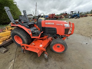 Tractor Kubota BX3030, 30 HP, 4WD, - Product Image 4