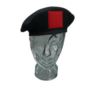 Gorro de boina personalizable unisex Mezcla de lana Premium con logotipo bordado para uniformes Uso al aire libre y representaciones teatrales - Product Image 1