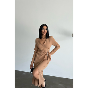 Vestido de Noche Beige con Detalle de Broche Estilo Envolvente - Product Image 3