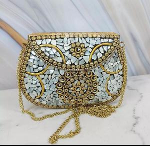 Nouveau design personnalisé dame bohème métal Cage pochettes motif géométrique broderie mode chaîne sac à bandoulière-meilleur - Product Image 6