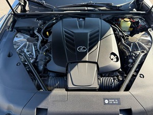 Vehículos Lexus LC 500 de 2018, usados y duraderos, ofrecidos a bajo precio - Product Image 4
