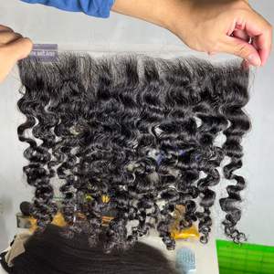 Venta al por mayor HD encaje Frontal 13x4 pulgadas oreja a oreja 180% densidad vietnamita virgen extensiones de cabello rizado encaje Frontal con paquetes - Product Image 4