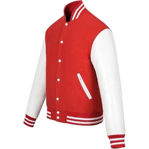 Veste universitaire personnalisée rouge et blanche à design bicolore, nom et numéro d'équipe personnalisés, style Letterman athlétique - Product Image 3