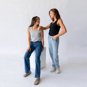 Women's Custom Logo Sleeveless Workout Tank <b>Top</b> Plus Size Summer Gym Outdoor Sports Side Pockets & Embroidery Wholesale - Product Image 1