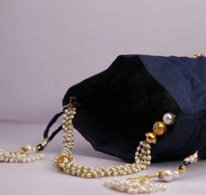 Sac à main traditionnel indien pour femmes, sac fait-main, pochette de mariage, cadeaux Diwali, cadeau de retour indien - Product Image 4