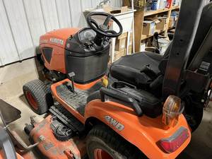 Tractor Subcompacto BX2380 2017 - Tamaño Compacto, Capacidad de Tamaño Completo - Product Image 6