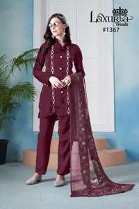 El último diseñador Satin Georgette Saree y Salwar Kameez Set Étnicamente bordado por Fab Zone para fiestas - Product Image 4