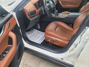 2022 Limpiamente USADO Maserati Levante GT - Product Image 2