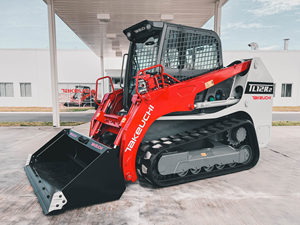Offre Spéciale TAKEUCHI TL120 avec cabine, HAUT DÉBIT avec climatisation/chargeur compact à dérapage thermique - Product Image 4