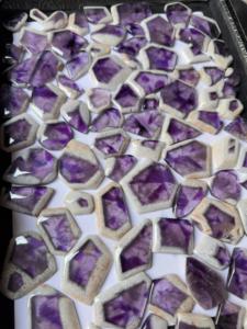 Tranche d'améthyste naturelle de haute qualité Cabochon de pierres précieuses en vrac Lot de taille de forme de mélange de qualité supérieure pour les utilisations de bijoux - Product Image 2