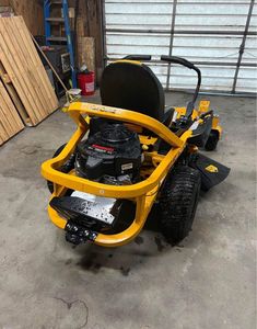 Cub Cadet ZT2 60 tondeuses à rayon de rotation zéro caractéristiques 4 temps et 2 temps pour le bricolage et l'utilisation industrielle - Product Image 4