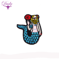 Badge en forme de cœur brodé main en bouillon, tendance 2020, en feutre non tissé, couleur et taille personnalisables, avec attache épingle, pour vêtements