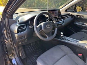 OFERTA PERFECTA: TO-YO-TA C-H-R 2019, TRANSMISIÓN AUTOMÁTICA, 4 CILINDROS - Product Image 2