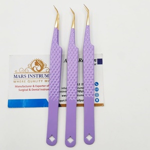 Pinzas de Acero Inoxidable con Punta Dorada de 45 Grados para Extensiones de Pestañas, Pinzas con Punta Puntiaguda y Agarre de Fibra para Herramientas de Extensión de Pestañas - Product Image 1