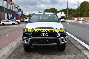 Toyota Hilux AWD 2024, nouveau, intérieur foncé, 6 places, automatique, camion, 2.8L, route, R16, conduite à gauche, Japon, toit ouvrant, 8 airbags - Product Image 6