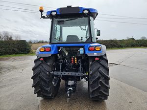 Tractor Compacto Solis de 75HP con Ruedas Estrechas, 4WD, para Uso Agrícola, Motor de Alta Velocidad, Bomba, Rodamientos para Caja de Cambios, Garantía de 4 Años para el Motor - Product Image 6