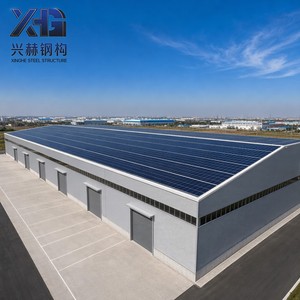 Nave Industrial Prefabricada con Estructura de Acero y Techo Solar Fotovoltaico para Almacenamiento Ecológico - Product Image 1