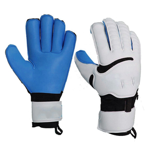 Gants de football professionnels en PU de haute qualité Gants de gardien de but de football en latex avec protection des doigts Sports pour enfants - Product Image 4