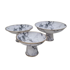 Wedding Party Tabletop Decoration <b>Cake</b> Server <b>Stand</b> Nickel Plated Finishing <b>Cake</b> <b>Stand</b> <b>With</b> <b>Glass</b> <b>Dome</b> Shape Lid - Product Image 2