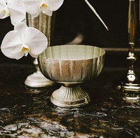 Support à fleurs de luxe en métal professionnel en forme de flûte, vase à double design pour arrangements floraux, centre de table pour la maison, l'hôtel, les mariages et les fêtes