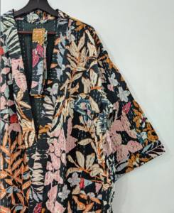 Kimono matelassé Kantha unisexe orné de motifs bohème fait à la main broderie indienne bord libre tricoté poche respirant long - Product Image 2