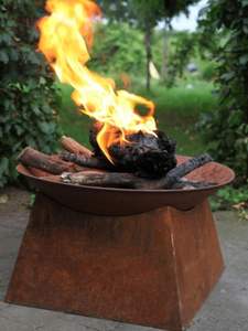 เตาไฟเหล็กอเนกประสงค์ ปรับระดับได้ ทันสมัย เป็นมิตรกับสิ่งแวดล้อม สำหรับลานบ้าน สวน ให้ความอบอุ่น อบอุ่นสบาย เหมาะสำหรับครอบครัว ดีไซน์สวยงาม ทนทาน - Product Image 4