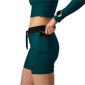 Vente en gros Short de sport de yoga avec fermeture éclair et poche en maille pour femme - Product Image 4