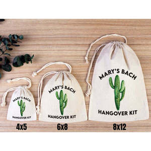 Pochette de survie Cactus Hangover Kit pour la récupération après une fête, personnalisable avec logo brodé ou sérigraphié, pour vêtements, artisanat et rangement - Product Image 3