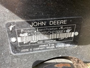 Tracteur agricole John Deere 1026R 65 CV (modèle 2012) avec moteur, pompe, boîte de vitesses, roulement et moteur - Garantie 5 ans et plus - Product Image 4