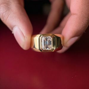 Bague en or jaune 9 carats pour homme, sertie de diamants Moissanite, prestige ultime - Product Image 3