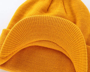 Gorro de Punto con Bordado 3D de Alta Calidad 2026, con Orejeras, Unisex, Cálido para Invierno, 100% Acrílico, Térmico - Product Image 4