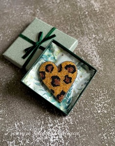 Broches animales en perles faites à la main, bijoux personnalisés, épingles, accessoires de mode, cadeaux uniques en perles artisanales pour femmes et hommes - Product Image 1