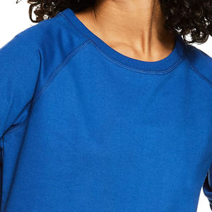 Sweat-shirt confortable pour femme avec tissu en coton durable et coupe ample et surdimensionné et polaire brossée pour une utilisation toute l'année - Product Image 5