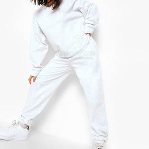 Traje de sudor a juego de moda con parte superior y parte inferior de Jogger Traje de sudor de alta calidad para entrenamiento, correr y uso diario - Product Image 2