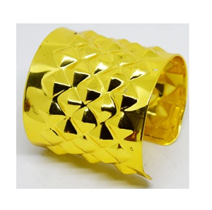 Meilleures ventes : Bracelet manchette en laiton massif martelé au design original pour femmes, avec motif barre marbrée et turquoise - Product Image 1