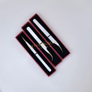 Pince à épiler professionnelle pour extensions de cils Getup Brosons Impex en acier inoxydable, courbée, avec pointe dorée et revêtement blanc en poudre - Product Image 4