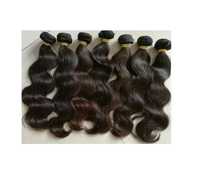 Usine En Gros Cuticules Alignés Indien Vierge Cheveux Humains Perruques Lâche Profonde Vague Naturelle Dentelle Extension Brut Bouclés Bundle